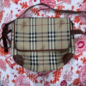 [MAKE AN OFFER!] Burberry Beige and Brown Plaid Shoulder Bag